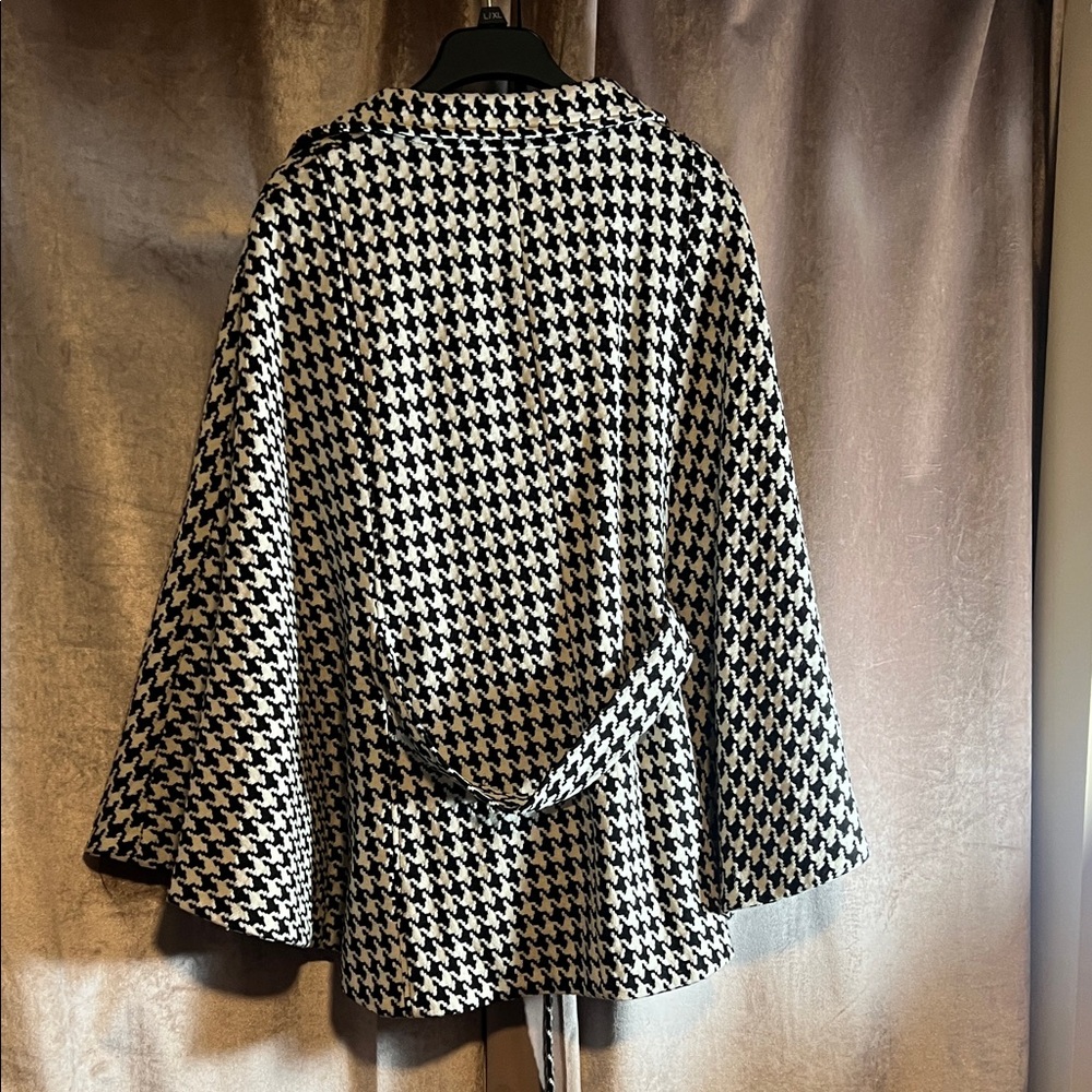Calvin Klein Chic Belted Houndstooth Cape Coat with Zip Closure Size L/XL - Picture 13 of 14